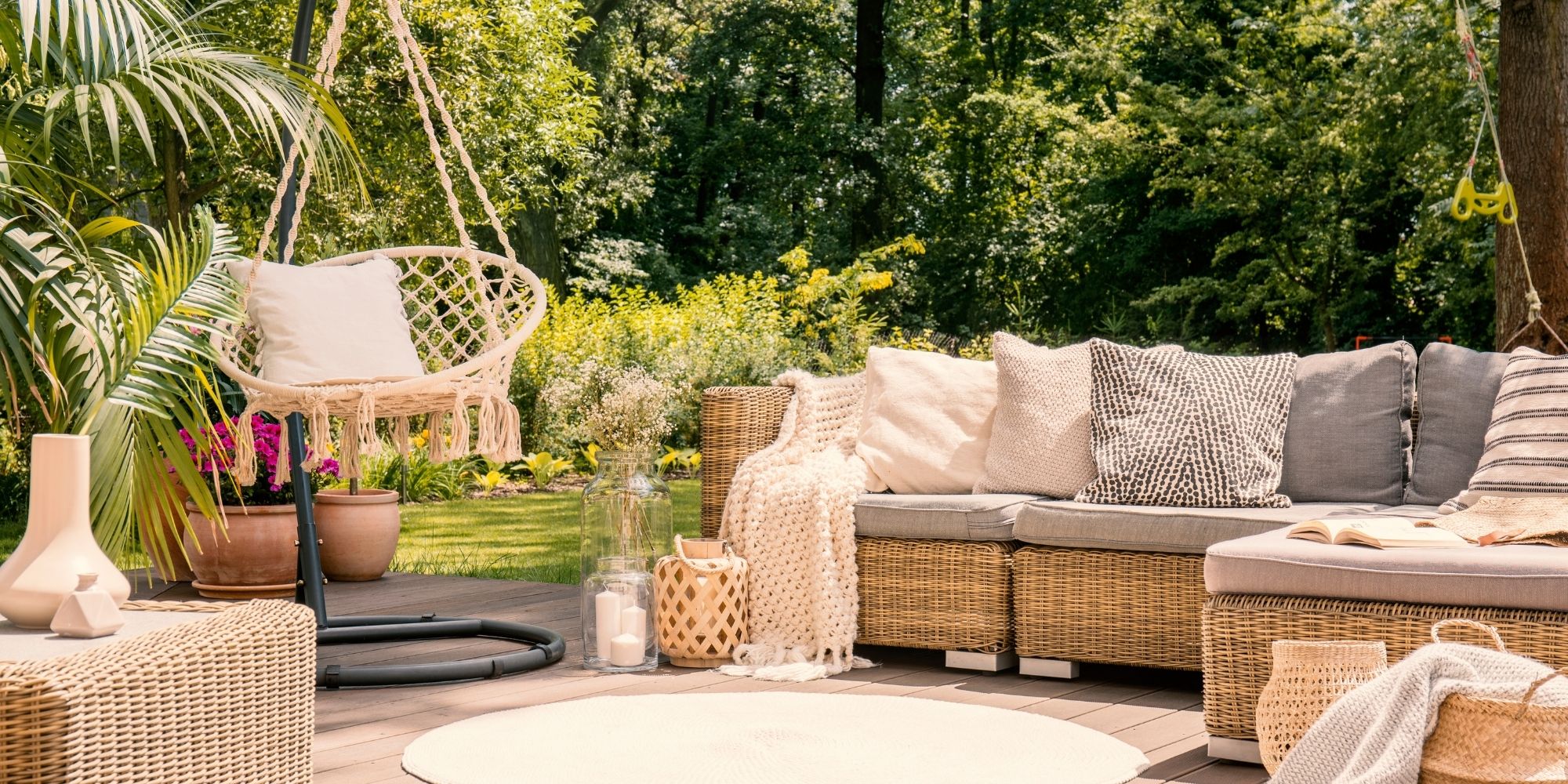 terrasse aménagée et décorée