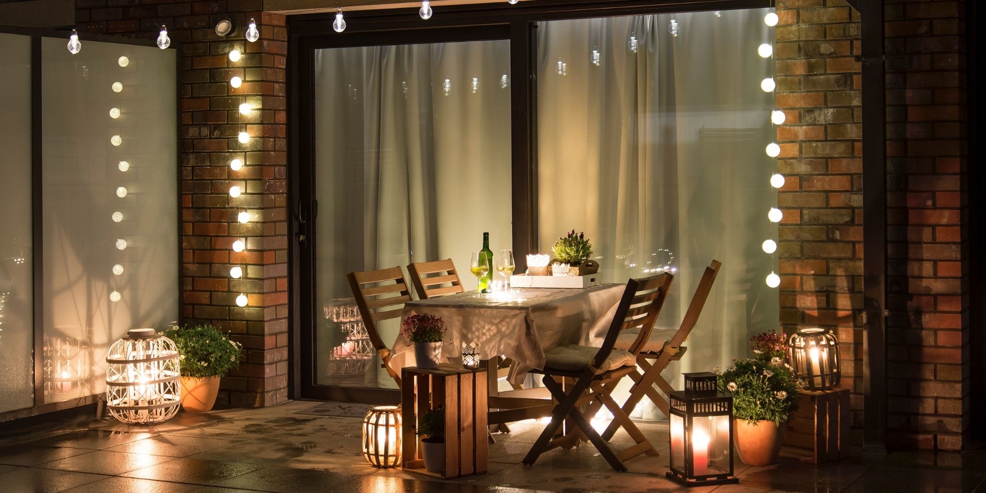 décoration sur une terrasse en été