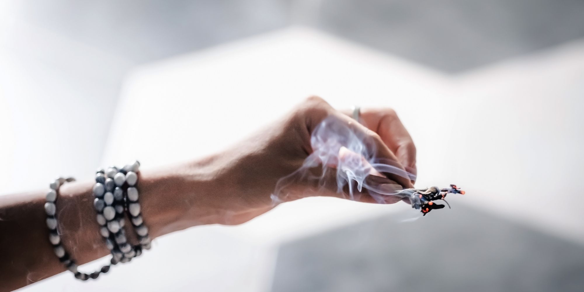 méthode de nettoyage énergétique pour la maison