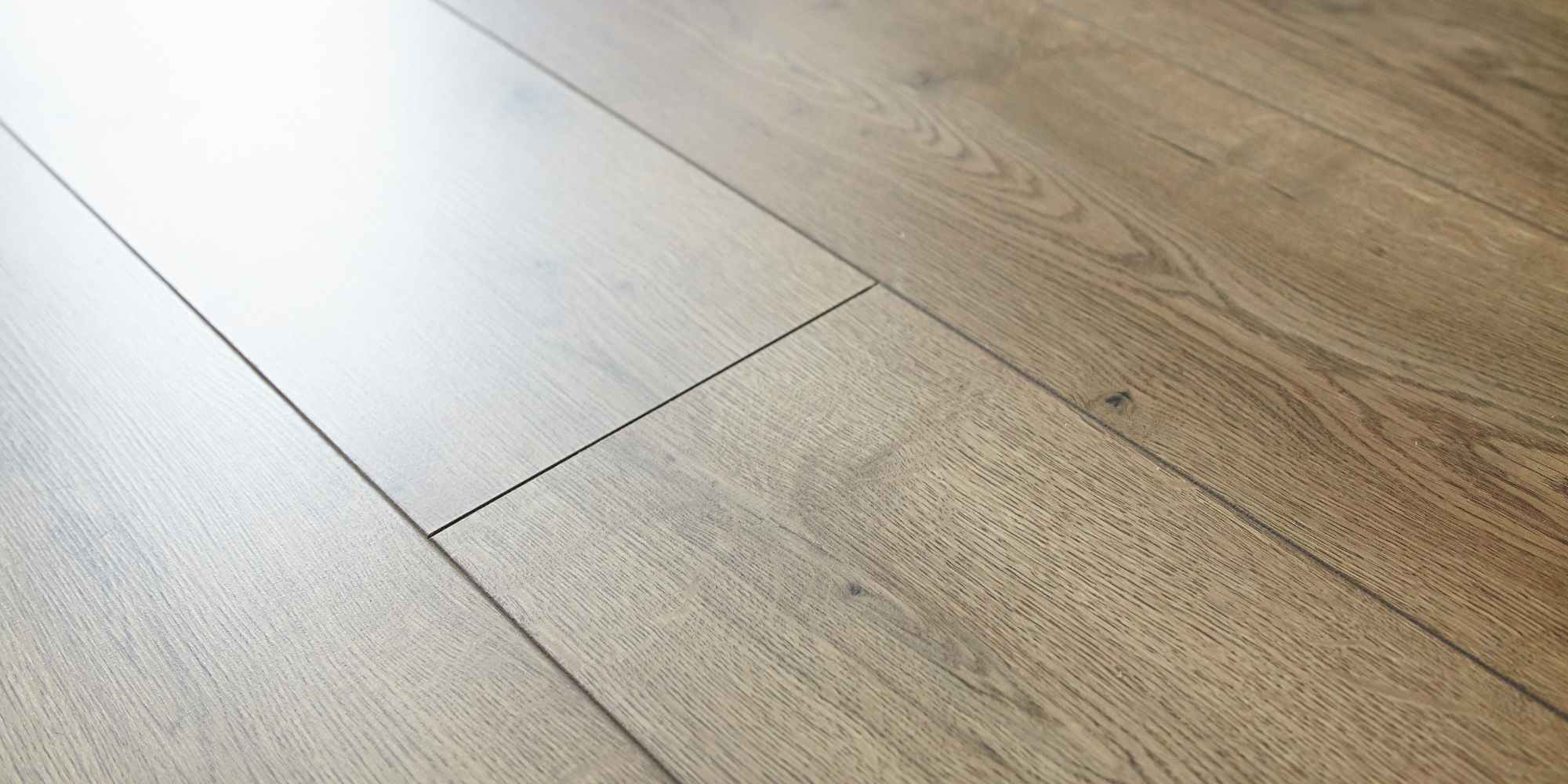 parquet avec chanfrein