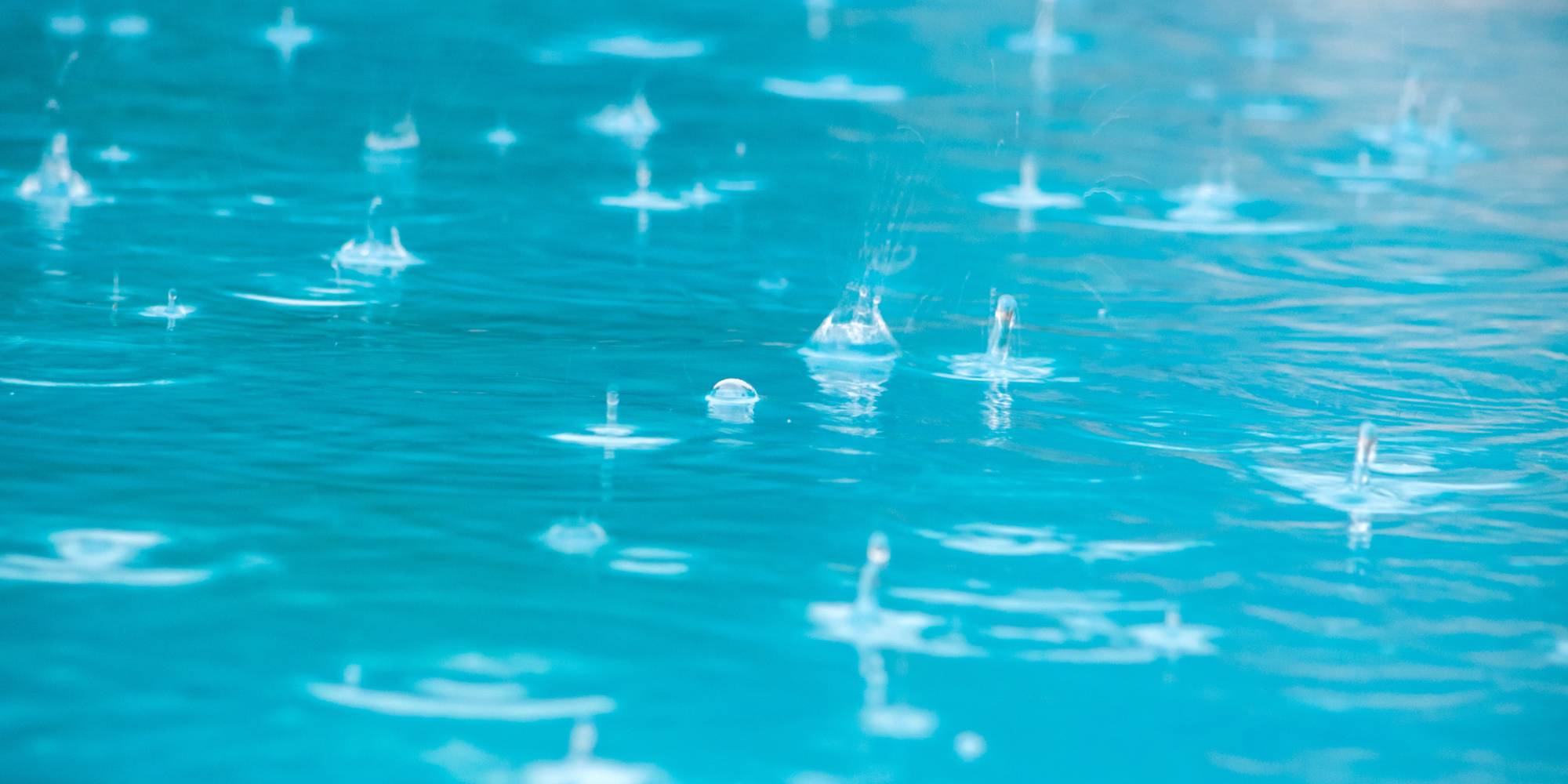 pluie piscine