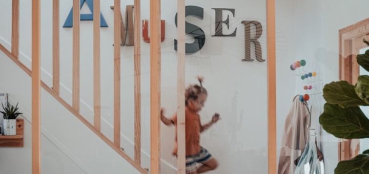 MesDépanneurs.fr a refait la cage d'escalier de la bloggeuse Minireyve