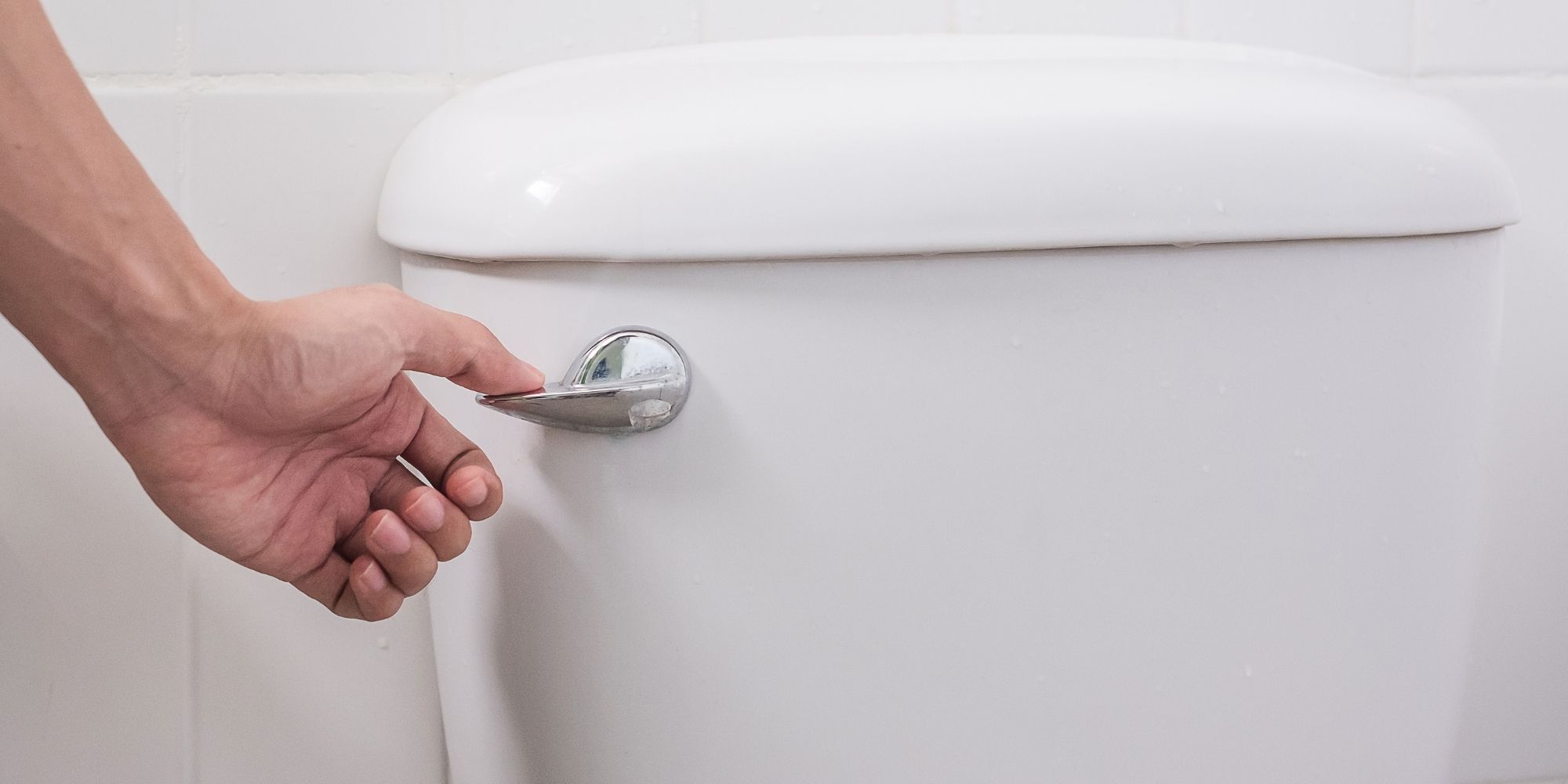 remplacement d'un mécanisme de chasse d'eau