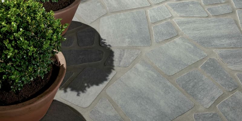 terrasse en pierre naturelle