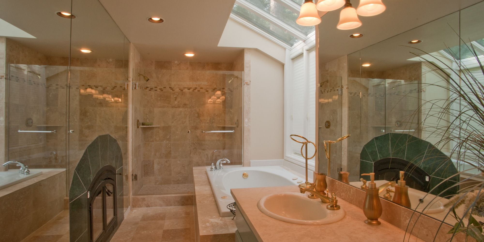 carrelage travertin dans une salle de bain