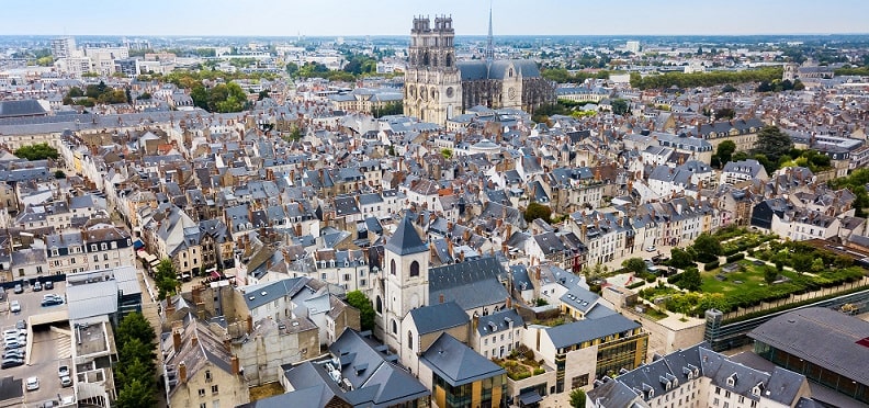 Orléans, une ville où l'on trouve du parquet et du carrelage dans les logements
