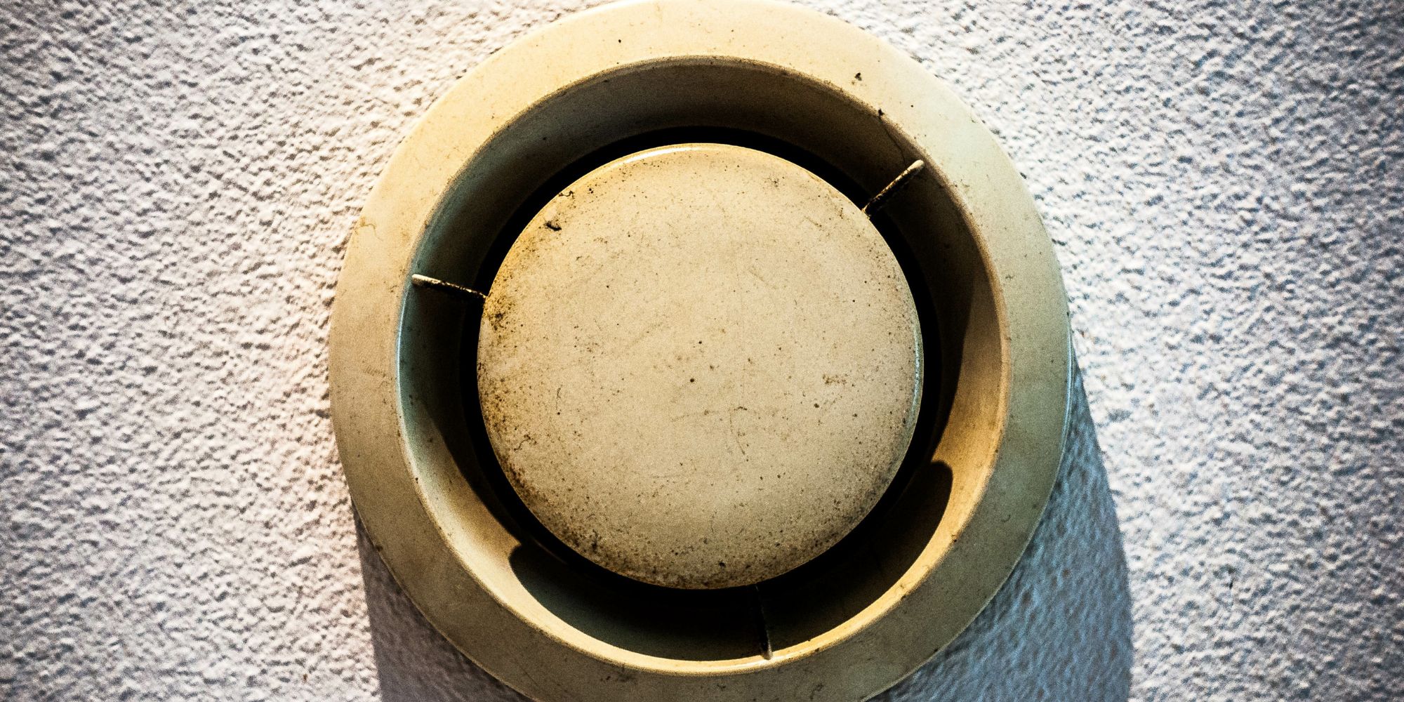 Vue de la bouche d'une VMC