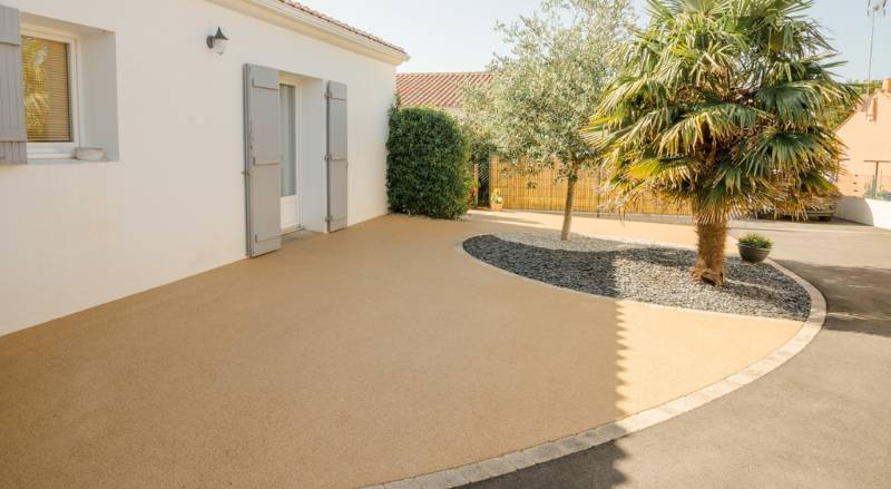 terrasse en béton sablé