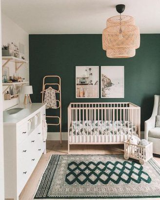 chambre de bébé vert sapin